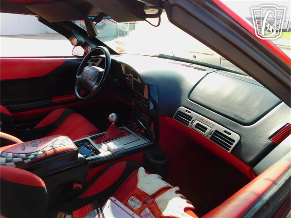 1996 Chevrolet Corvette C4 - Image 11 of 31