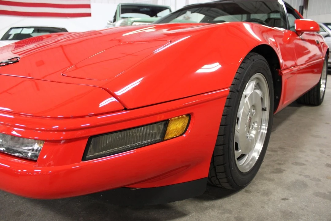 1996 Chevrolet Corvette C4 - Image 10 of 12