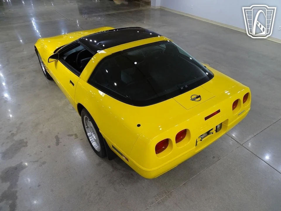 1996 Chevrolet Corvette C4 - Image 10 of 12