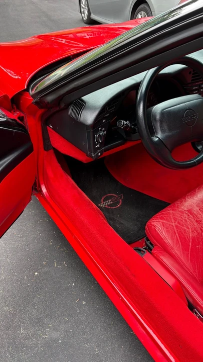 1996 Chevrolet Corvette C4 - Image 6 of 10
