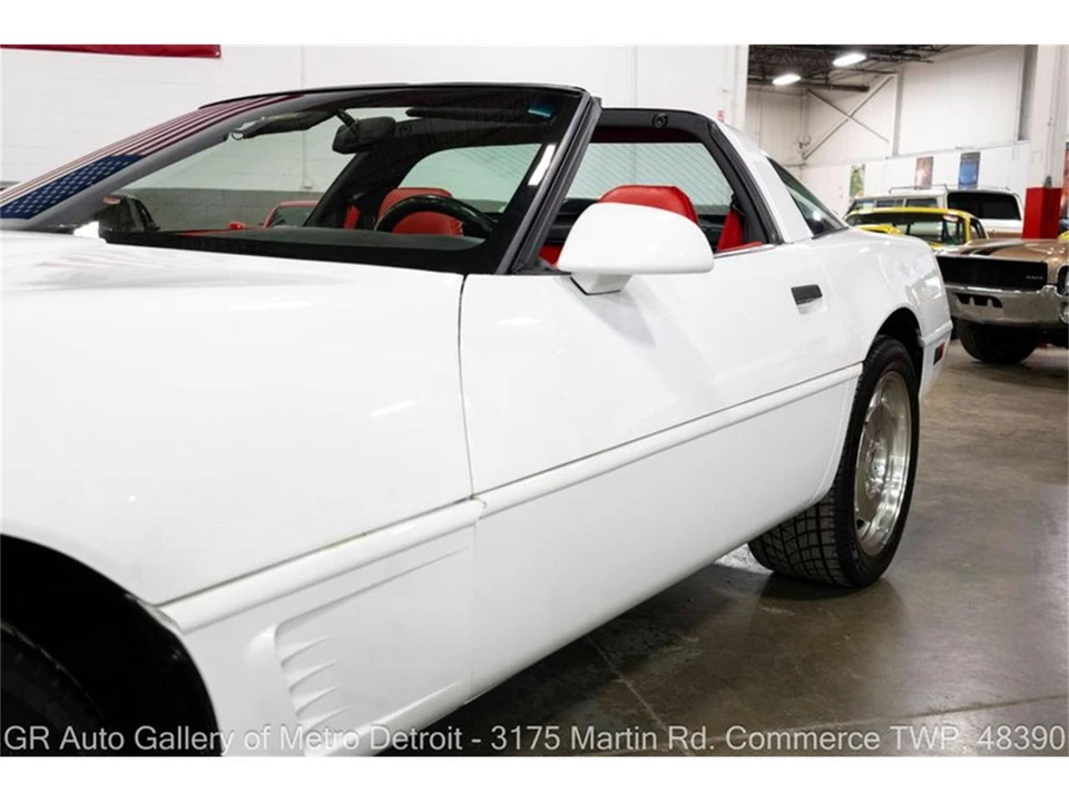 1996 Chevrolet Corvette C4 - Image 21 of 31