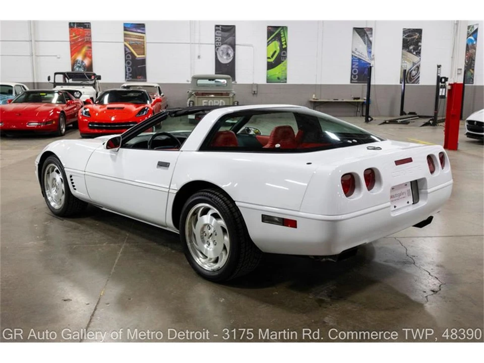 1996 Chevrolet Corvette C4 - Image 5 of 31