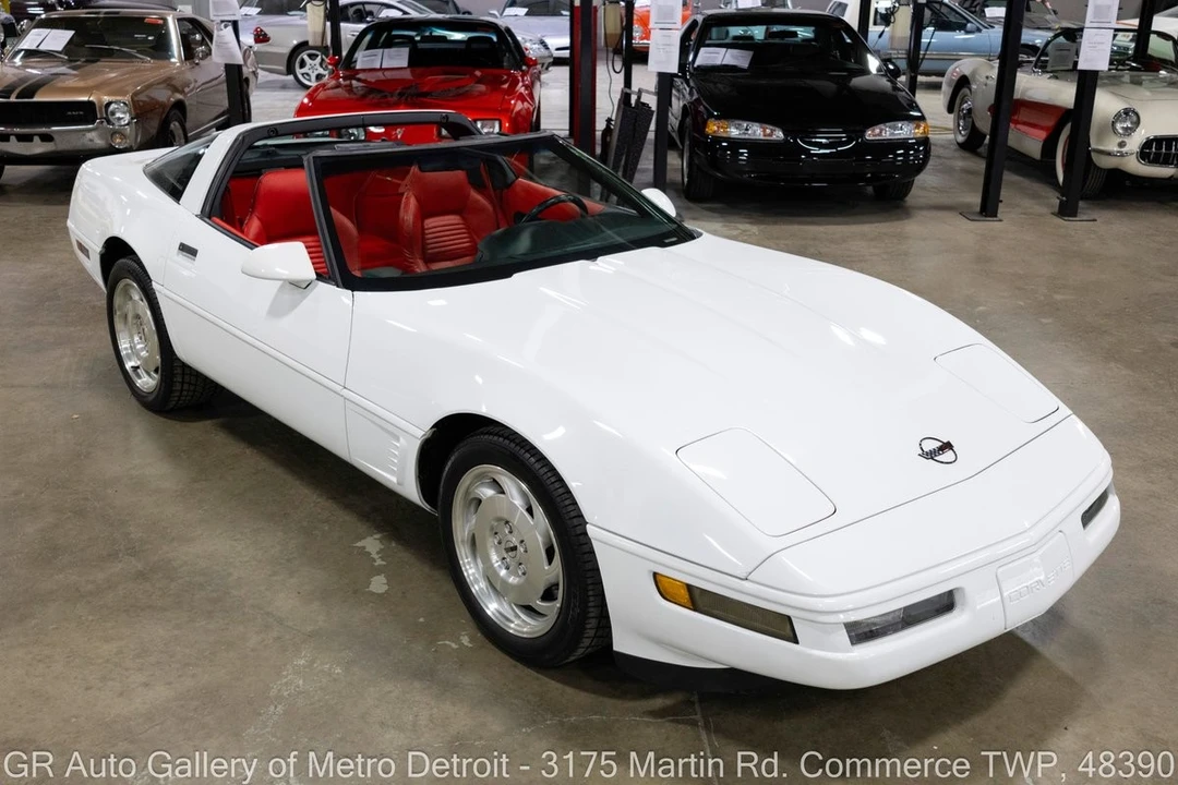 1996 Chevrolet Corvette C4 - Image 10 of 31