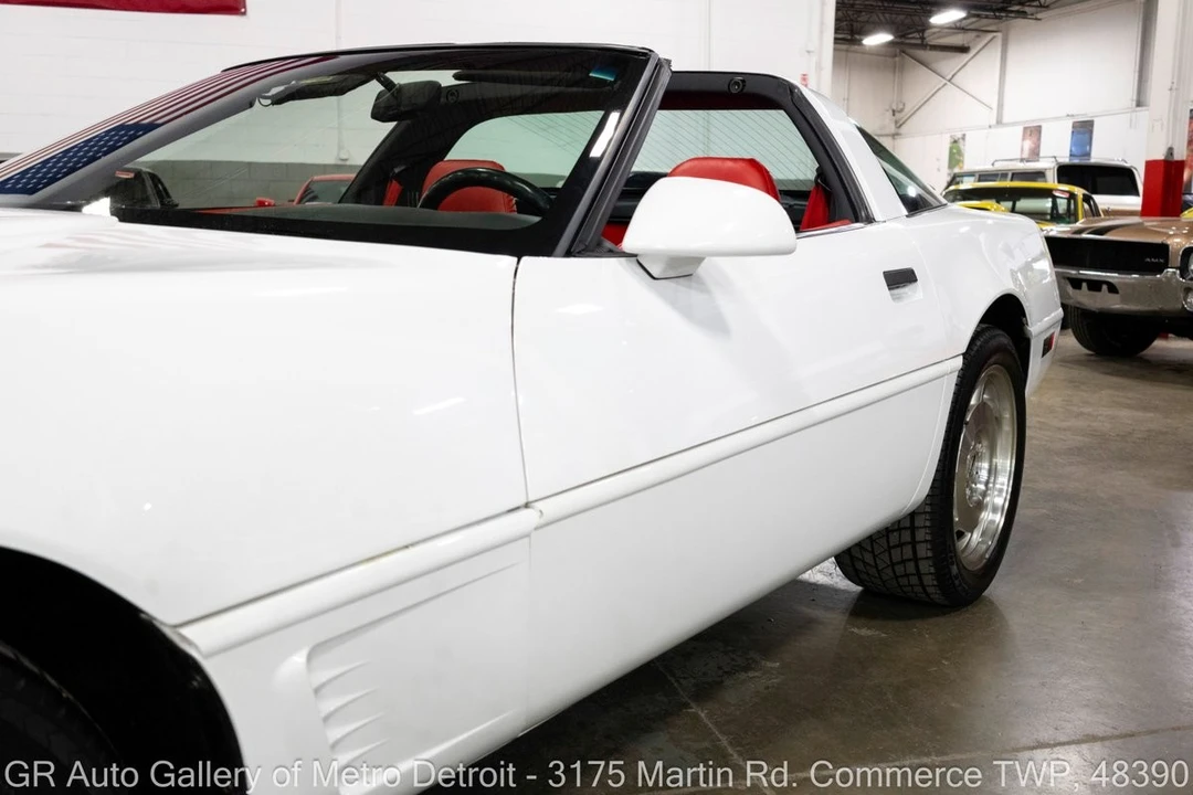 1996 Chevrolet Corvette C4 - Image 22 of 31