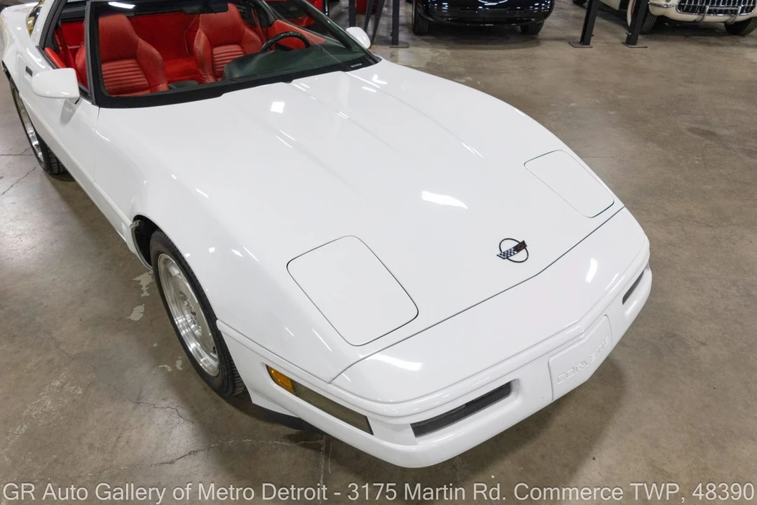 1996 Chevrolet Corvette C4 - Image 14 of 31