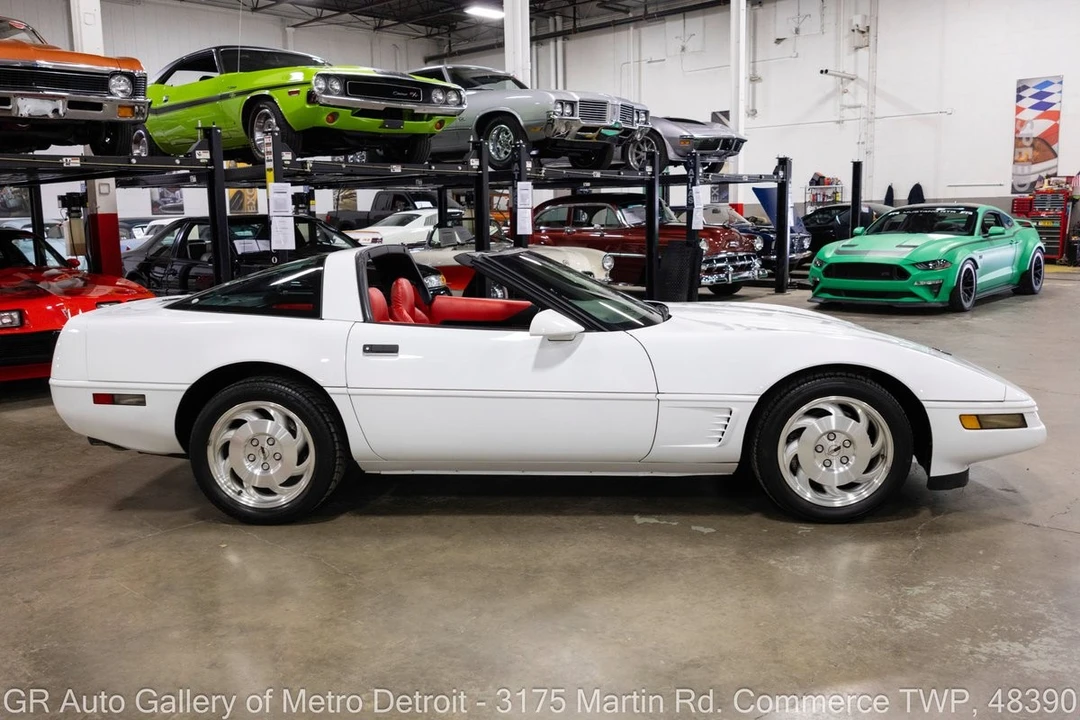 1996 Chevrolet Corvette C4 - Image 9 of 31