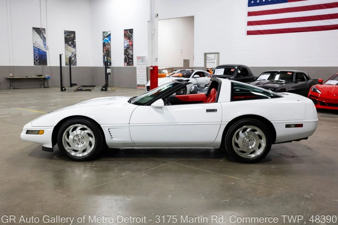 1996 Chevrolet Corvette C4 - Image 4 of 31