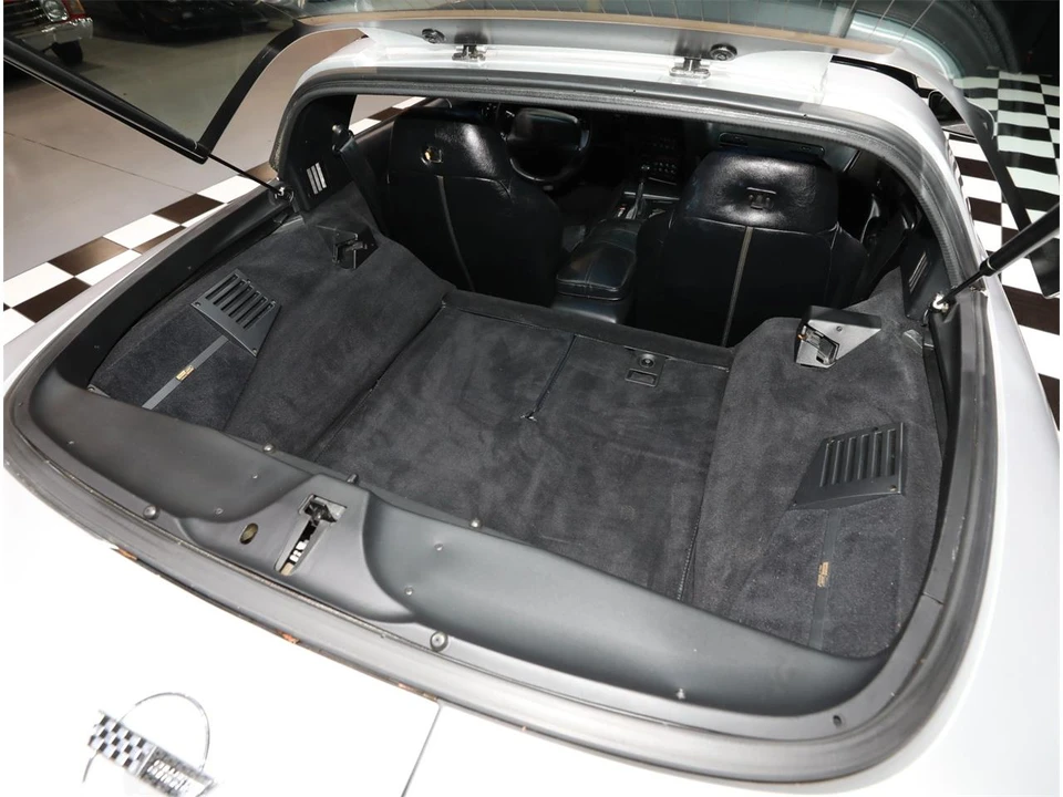 1996 Chevrolet Corvette C4 - Image 4 of 31