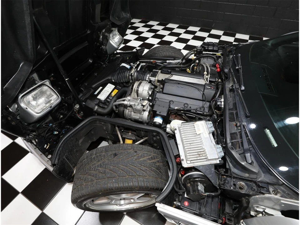 1996 Chevrolet Corvette C4 - Image 2 of 31
