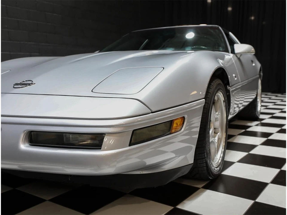 1996 Chevrolet Corvette C4 - Image 8 of 31