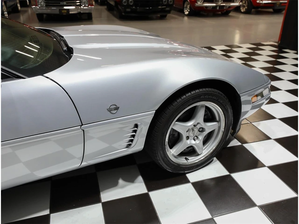 1996 Chevrolet Corvette C4 - Image 16 of 31
