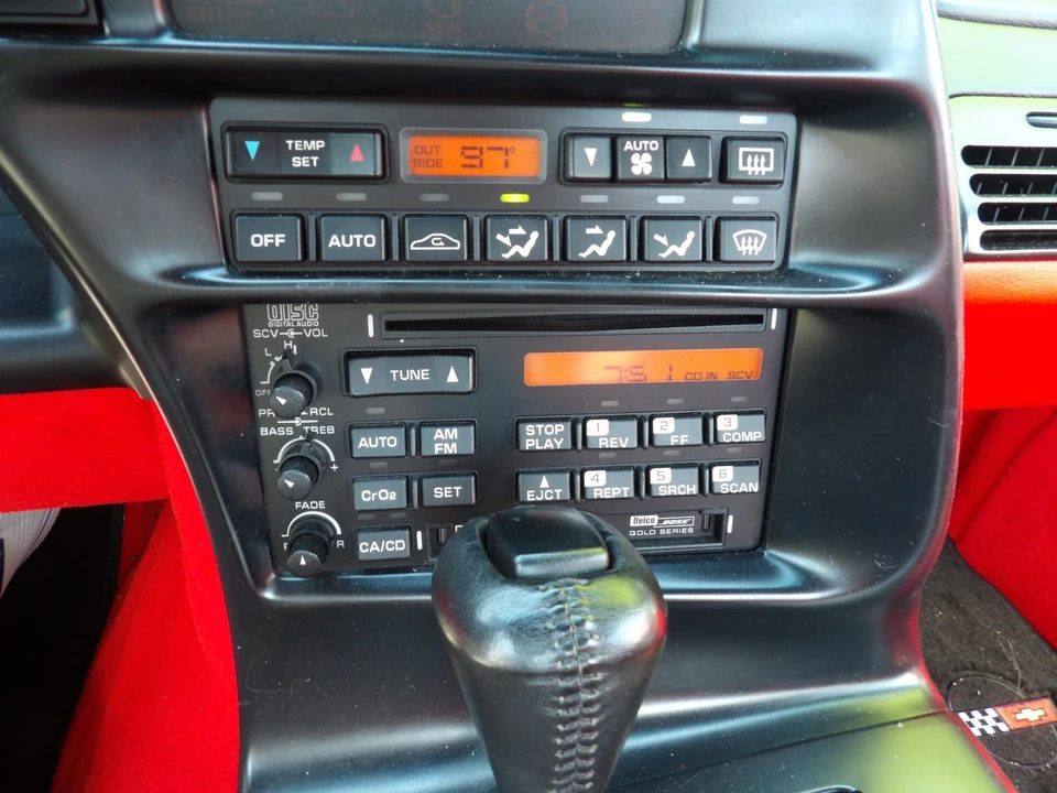 1996 Chevrolet Corvette C4 - Image 22 of 31