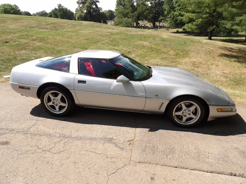 1996 Chevrolet Corvette C4 - Image 7 of 31