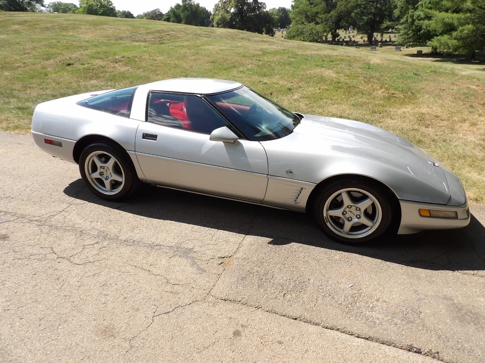 1996 Chevrolet Corvette C4 - Image 8 of 31