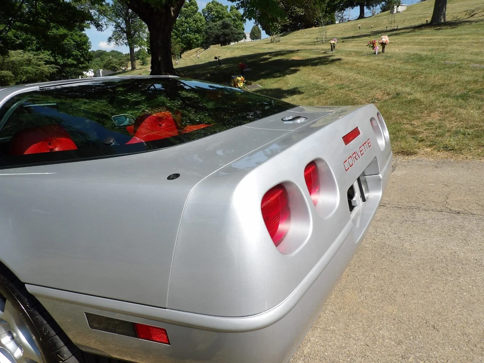 1996 Chevrolet Corvette C4 - Image 17 of 31