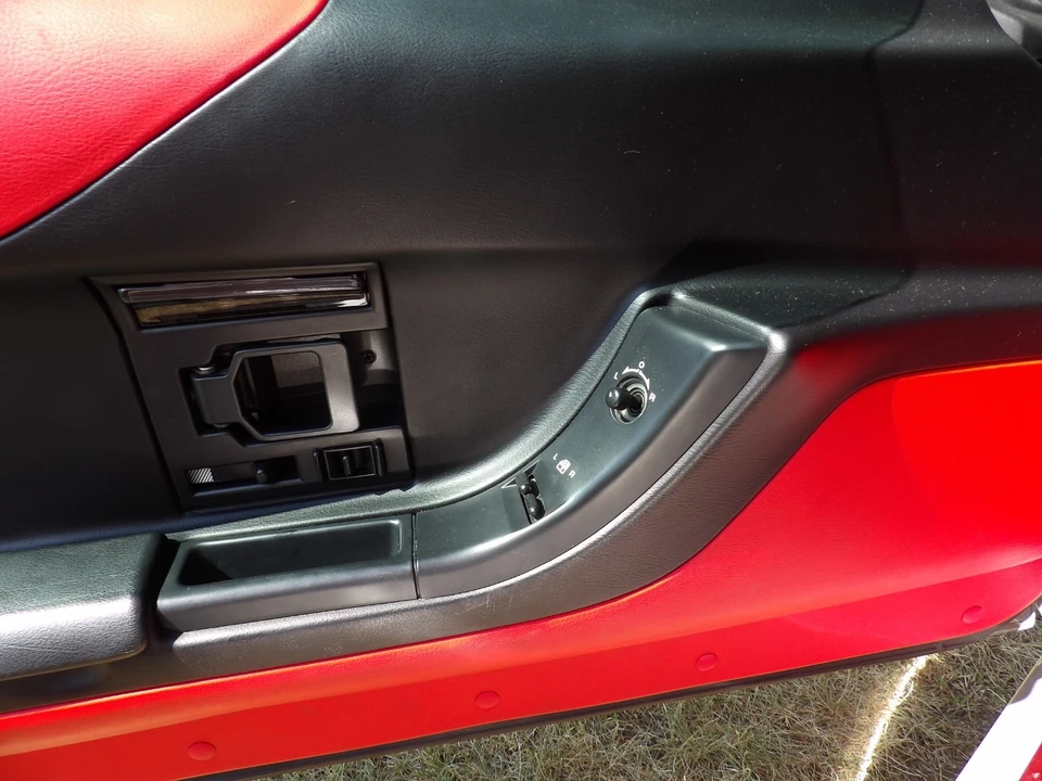 1996 Chevrolet Corvette C4 - Image 24 of 31