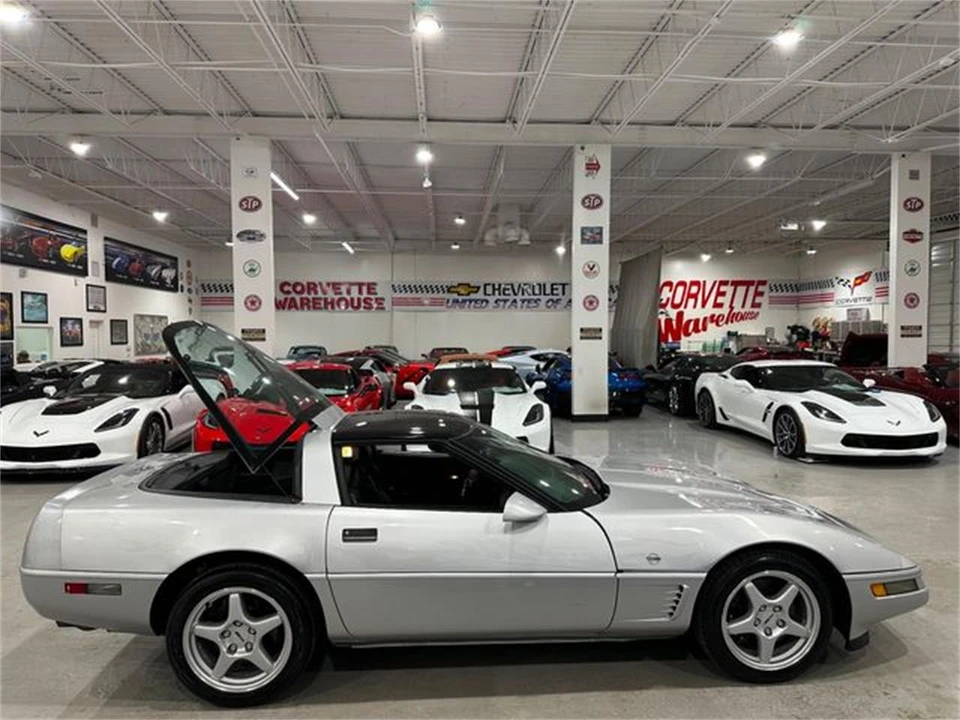 1996 Chevrolet Corvette C4 - Image 5 of 30