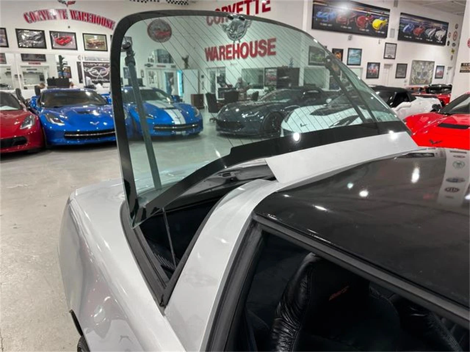 1996 Chevrolet Corvette C4 - Image 22 of 30