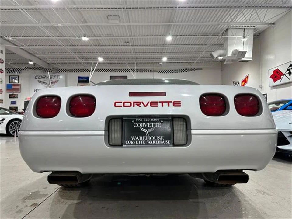 1996 Chevrolet Corvette C4 - Image 23 of 30