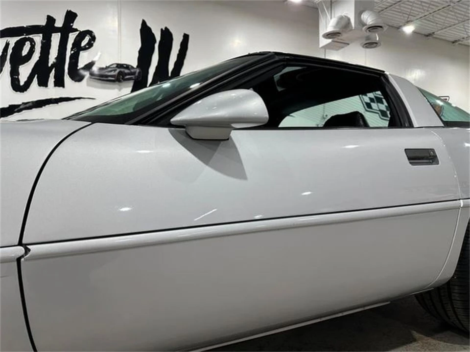 1996 Chevrolet Corvette C4 - Image 25 of 30