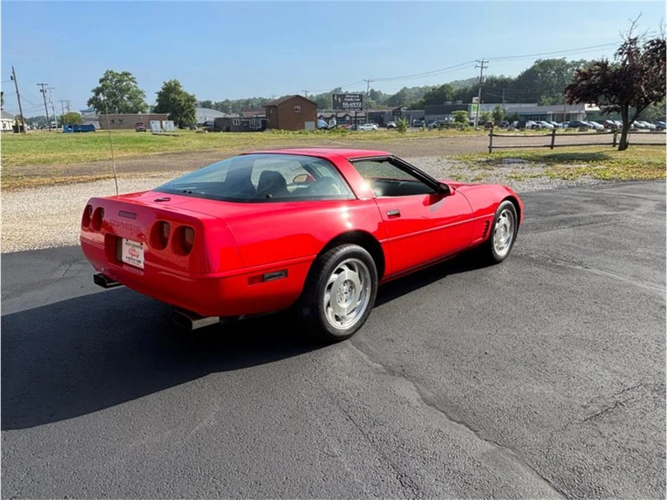 1996 Chevrolet Corvette C4 - Image 2 of 26