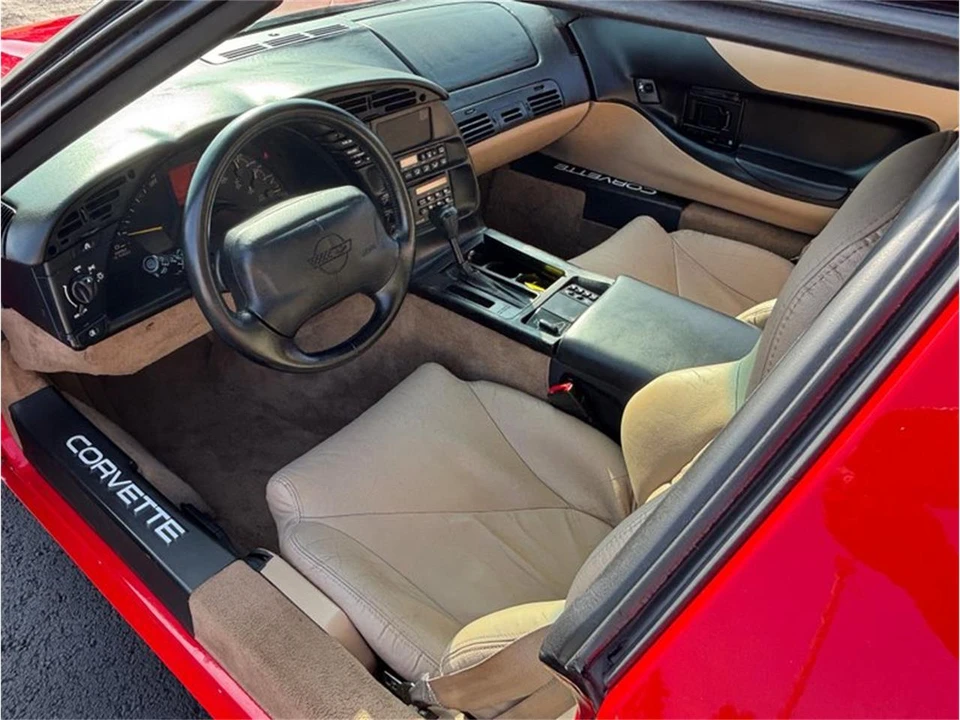 1996 Chevrolet Corvette C4 - Image 11 of 26