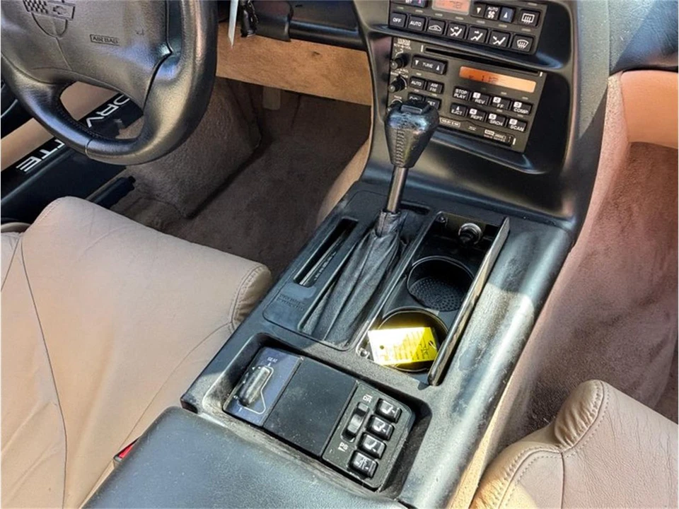 1996 Chevrolet Corvette C4 - Image 17 of 26