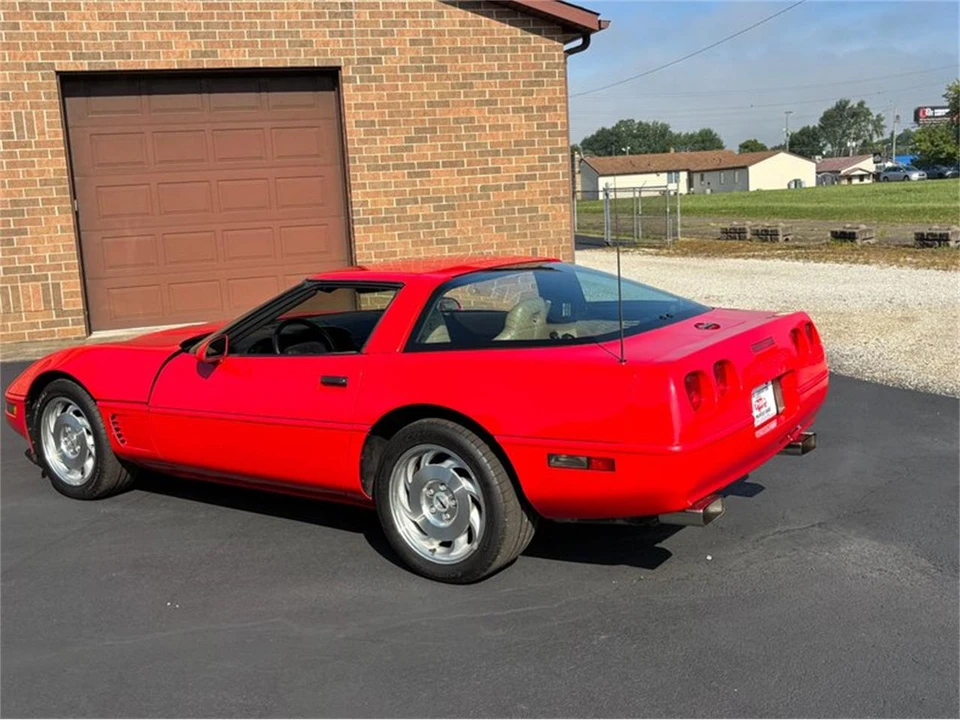 1996 Chevrolet Corvette C4 - Image 6 of 26