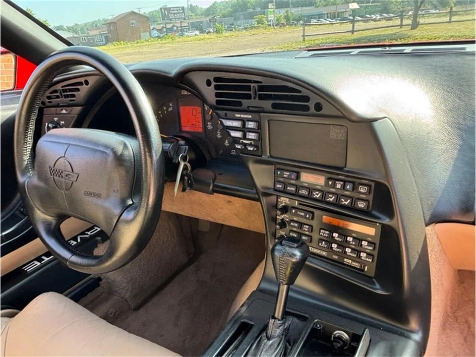 1996 Chevrolet Corvette C4 - Image 15 of 26
