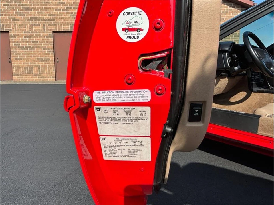 1996 Chevrolet Corvette C4 - Image 21 of 26