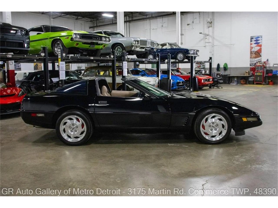1996 Chevrolet Corvette C4 - Image 9 of 31