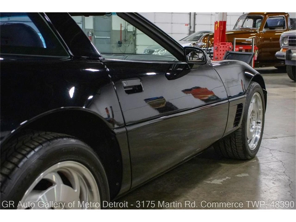 1996 Chevrolet Corvette C4 - Image 23 of 31
