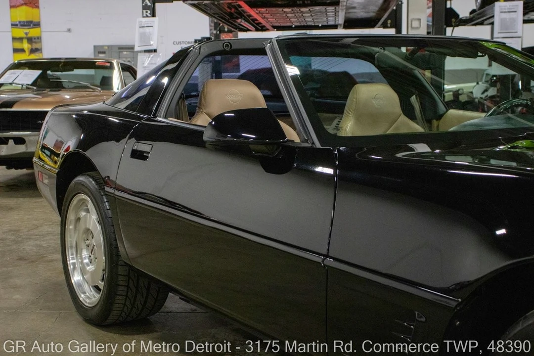 1996 Chevrolet Corvette C4 - Image 25 of 31