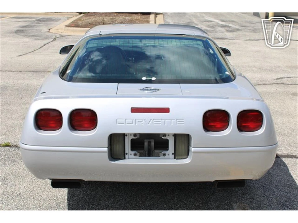 1996 Chevrolet Corvette C4 - Image 6 of 31