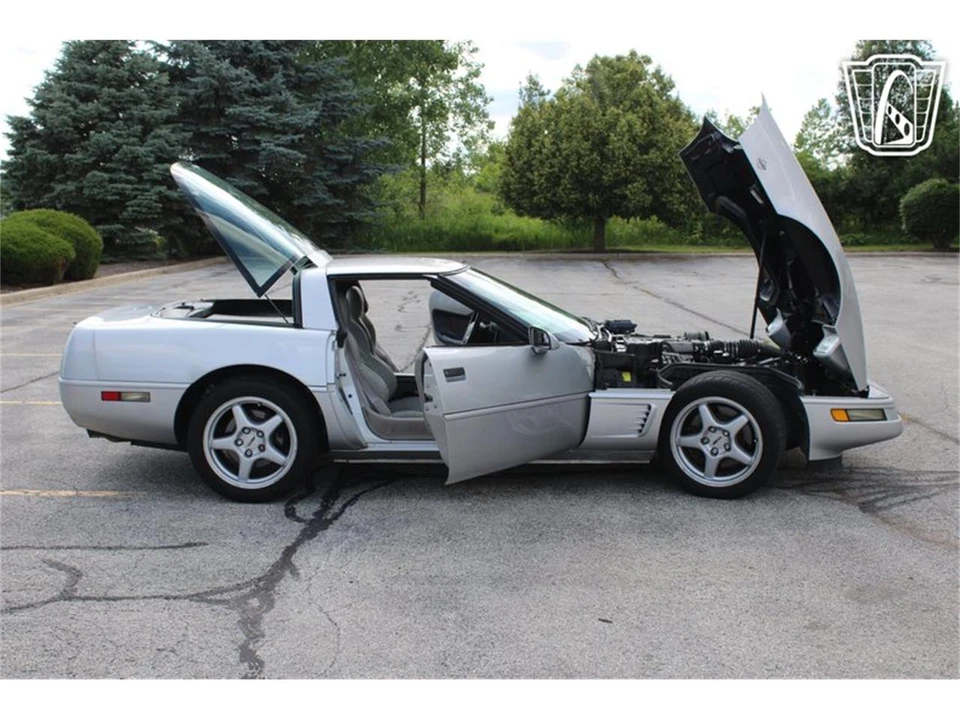 1996 Chevrolet Corvette C4 - Image 7 of 31