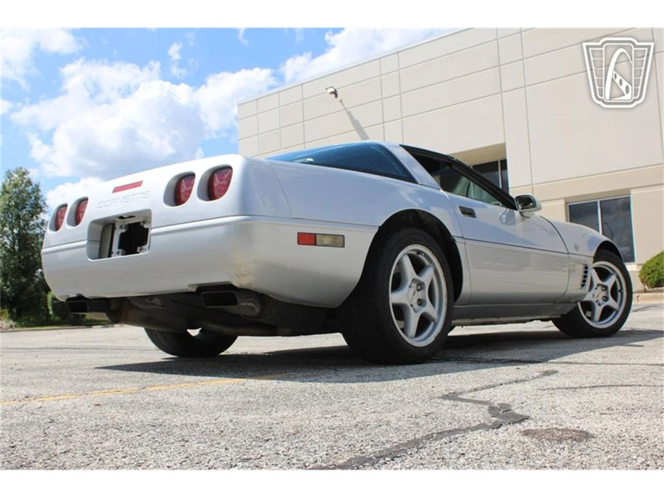 1996 Chevrolet Corvette C4 - Image 30 of 31
