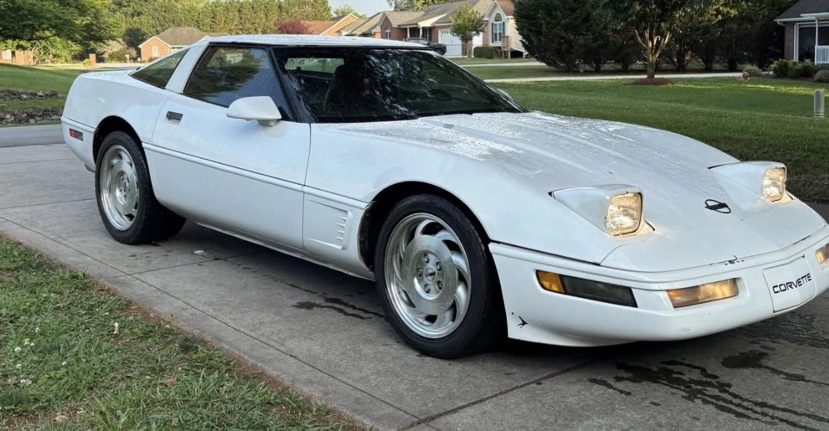 1996 Chevrolet Corvette C4 - Image 8 of 16