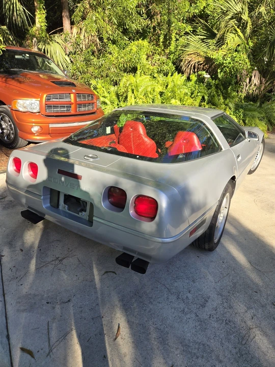 1996 Chevrolet Corvette C4 - Image 2 of 12