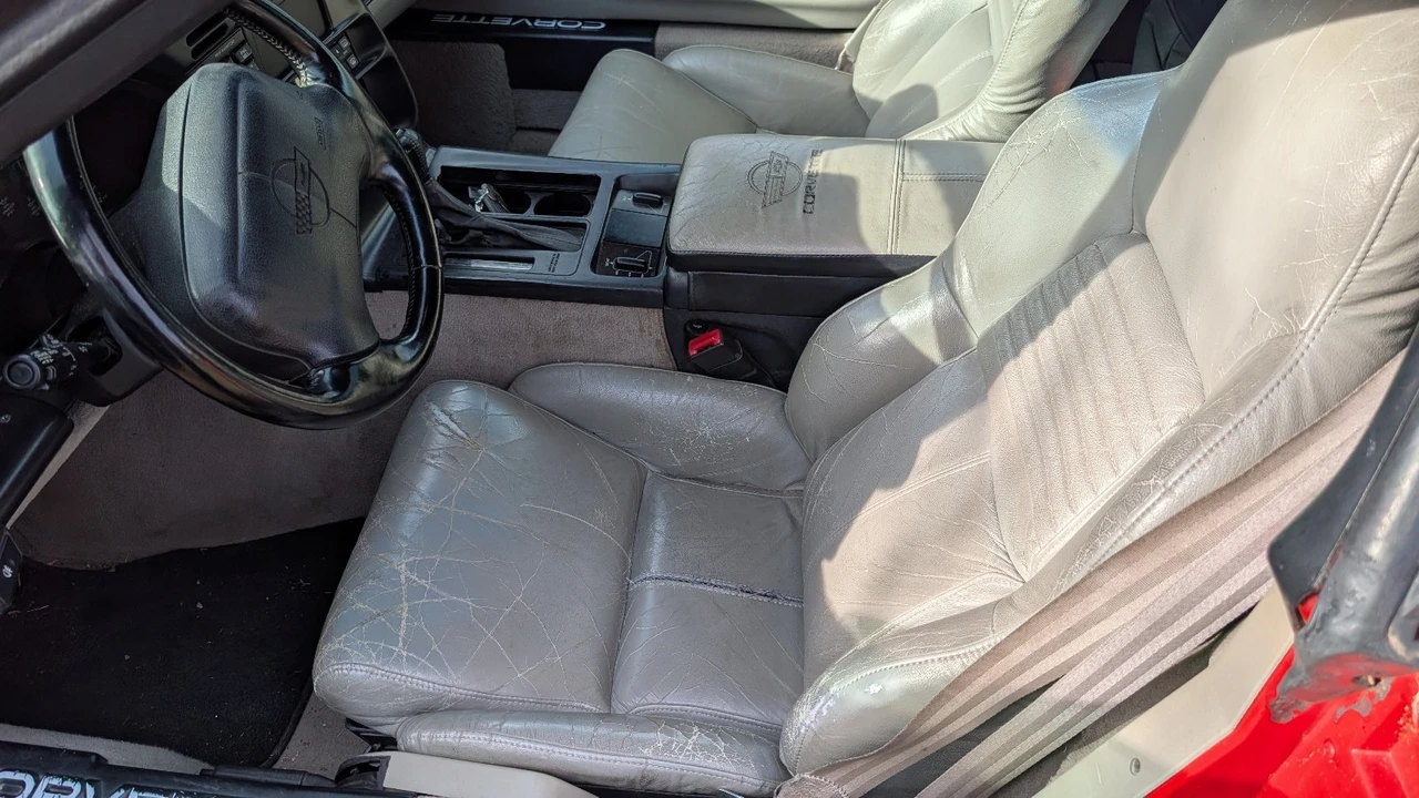 1996 Chevrolet Corvette C4 - Image 13 of 18