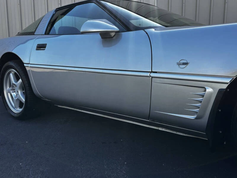 1996 Chevrolet Corvette C4 - Image 19 of 31