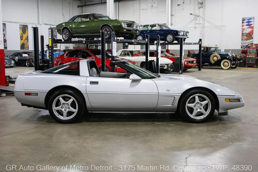 1996 Chevrolet Corvette C4 - Image 9 of 31
