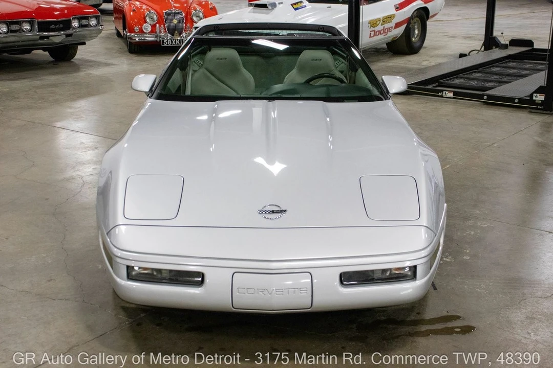 1996 Chevrolet Corvette C4 - Image 12 of 31