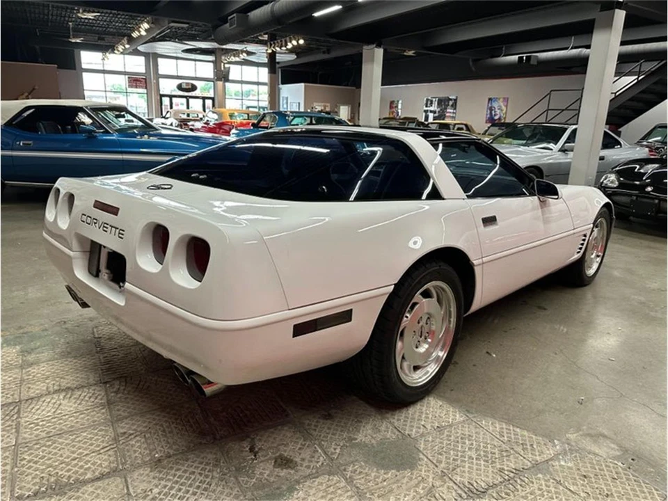 1996 Chevrolet Corvette C4 - Image 12 of 31