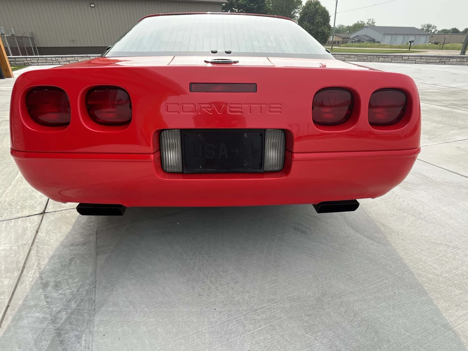 1996 Chevrolet Corvette C4 - Image 13 of 31