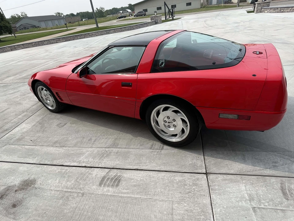 1996 Chevrolet Corvette C4 - Image 17 of 31