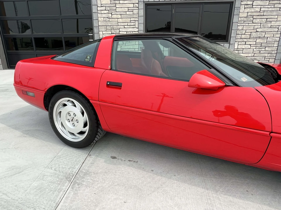 1996 Chevrolet Corvette C4 - Image 4 of 31