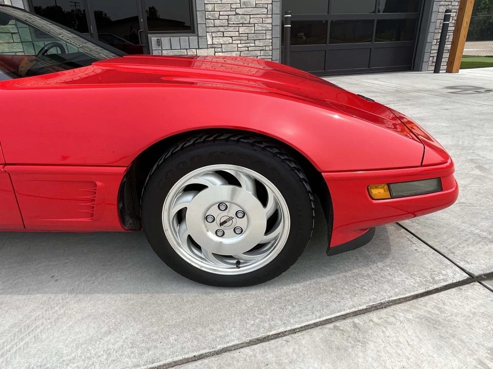 1996 Chevrolet Corvette C4 - Image 5 of 31