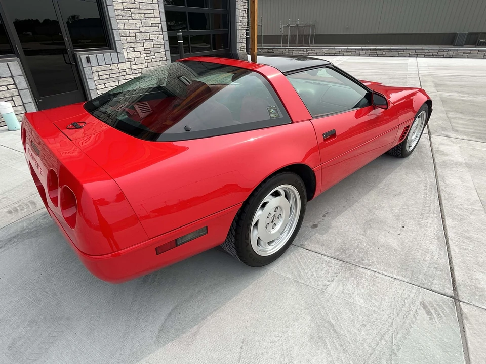 1996 Chevrolet Corvette C4 - Image 10 of 31