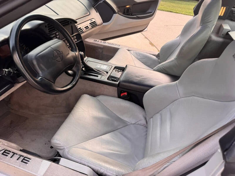 1996 Chevrolet Corvette C4 - Image 19 of 31