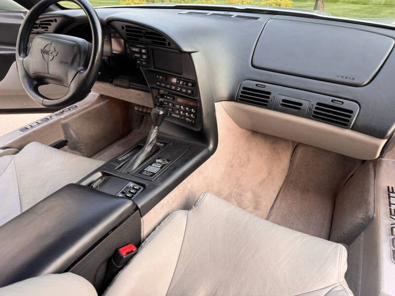 1996 Chevrolet Corvette C4 - Image 26 of 31